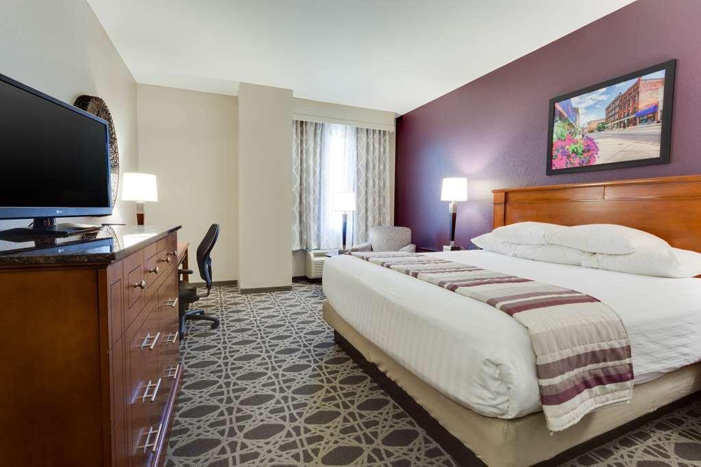 Drury Inn & Suites Middletown Franklin Room photo